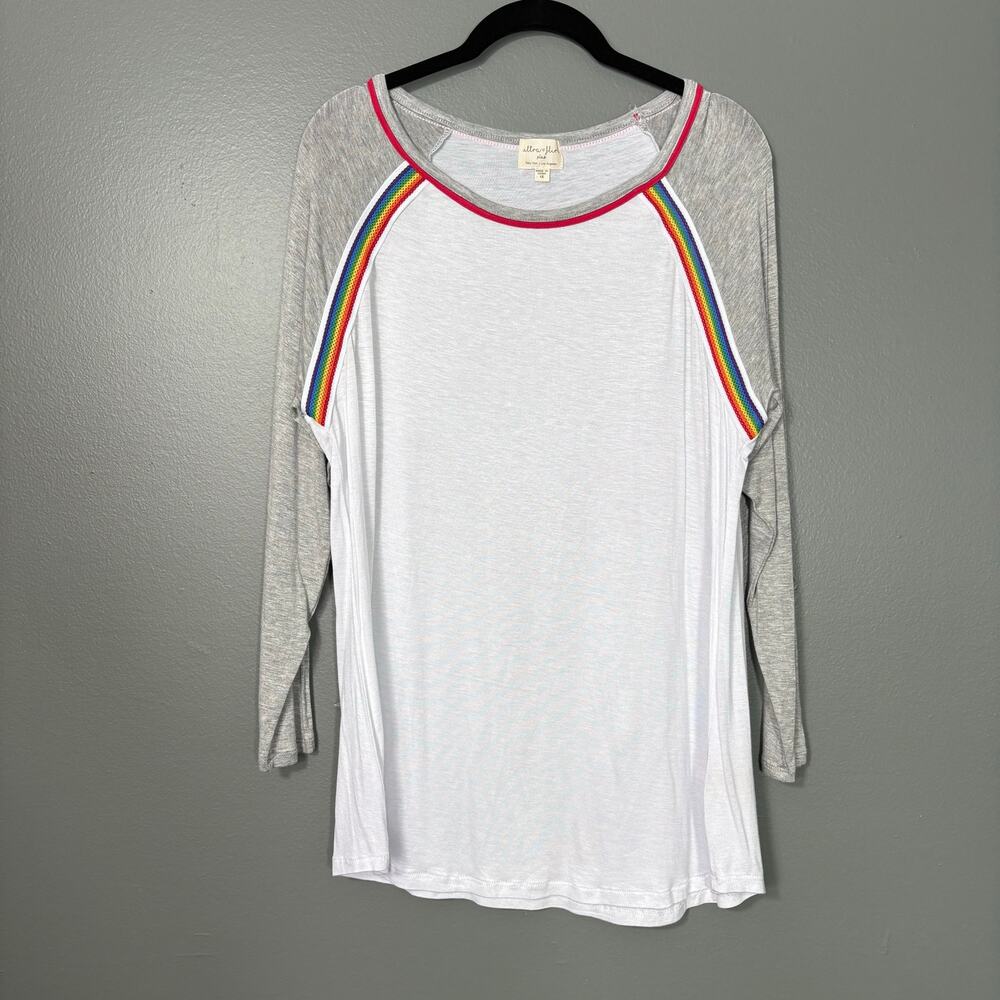 Ultra Flirt White Rainbow Trim Raglan Sleeve T-Shirt - 1X - Women's Plus Size